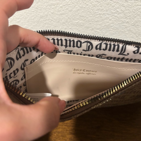 NWT Juicy Couture Brown Logo Clutch - Picture 5 of 5